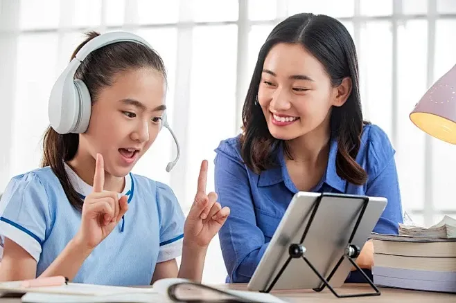 听力音频还在发网盘链接？一个二维码就能解决所有分发难题